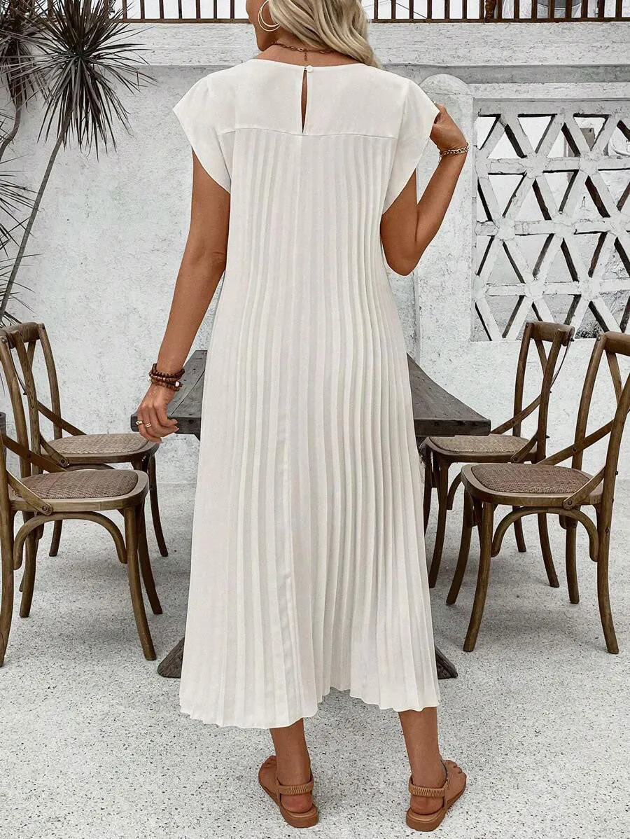 LUNE Women's Solid Color Simple Everyday Short Sleeve Pleated Dress